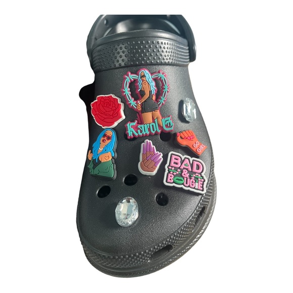NEW. CROCS BAE CLOGS WITH KAROL G CHARMS SZ8 - Picture 5 of 8